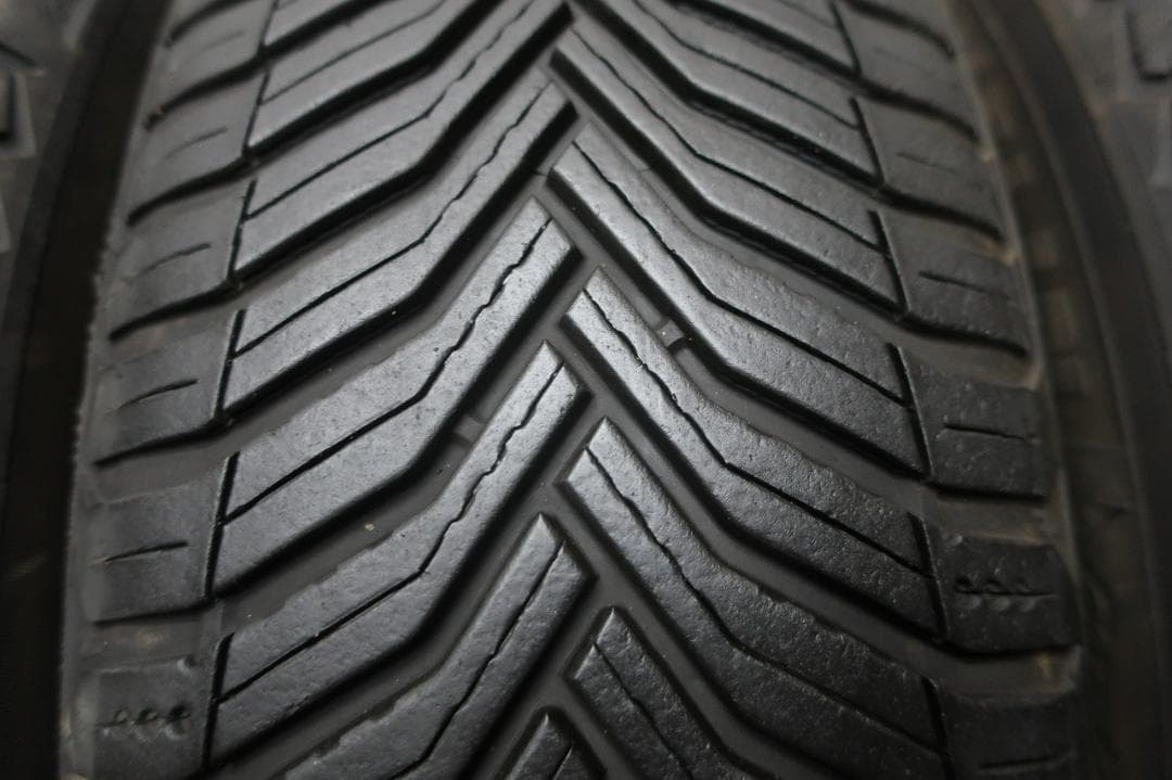 2021年製　ミシュラン　クロスクライメート２　185/65R15　バリ溝　4本