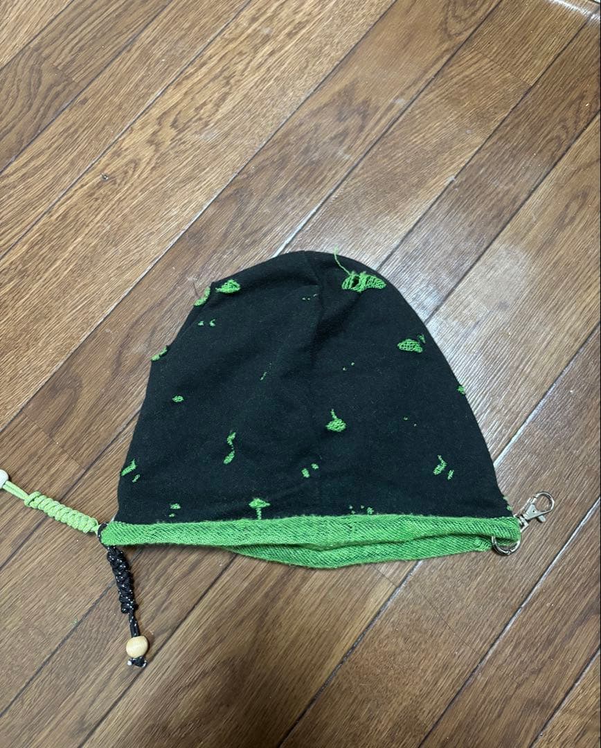 isecai ビーニー Whimgy Beanie BLACK×Green