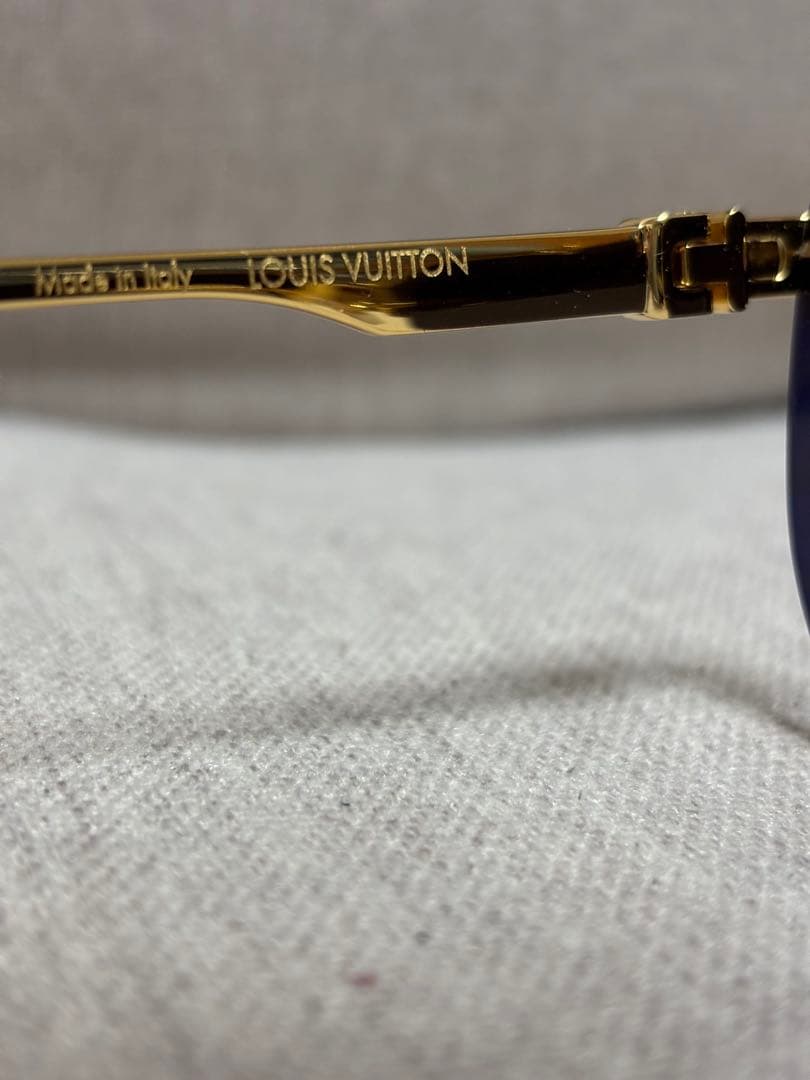LOUIS VUITTON サングラス ゴールドフレーム