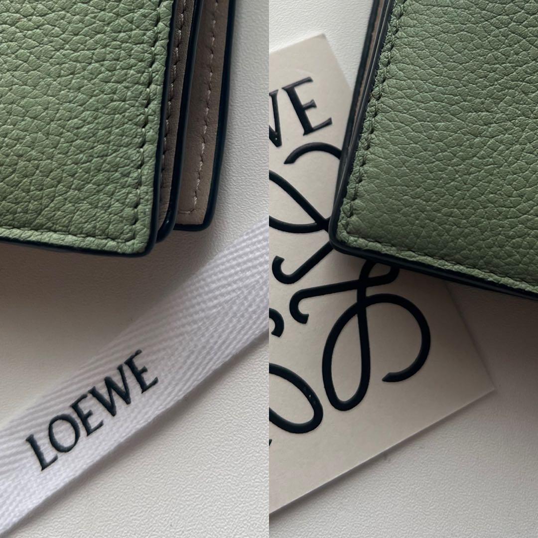 248 極上美品 LOEWE ロエベ 2つ折り財布