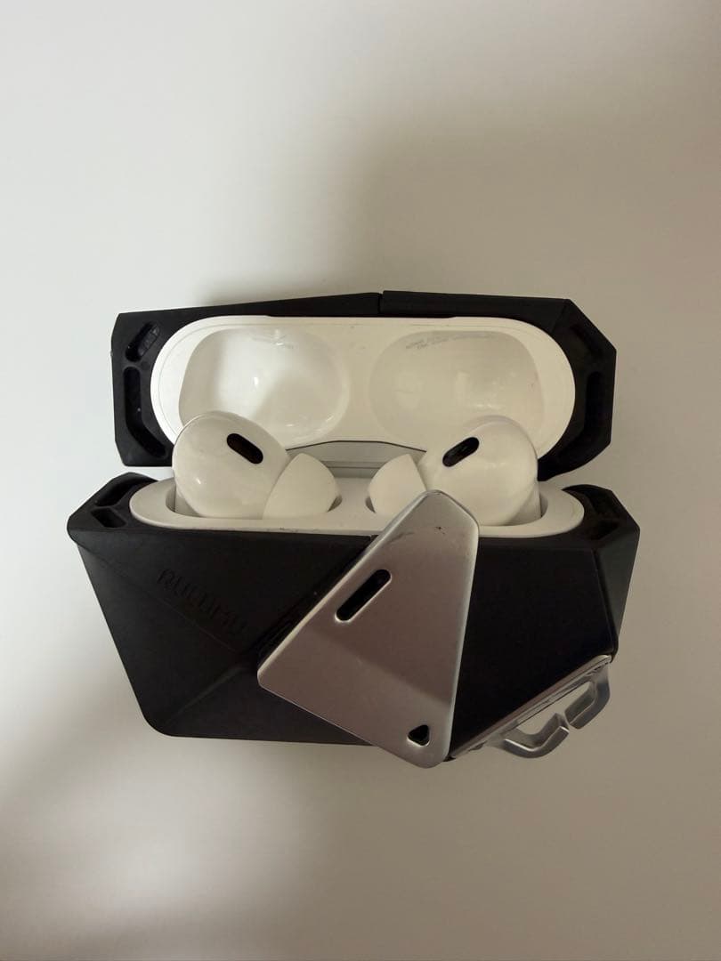 AirPods Pro 2本体 充電ケース付き