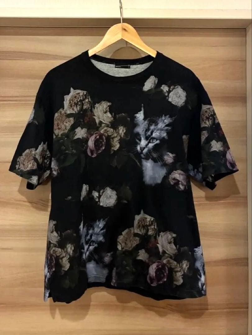 【完売！美品✨】25SS LADMUSICIAN ROSECAT-Tシャツ46