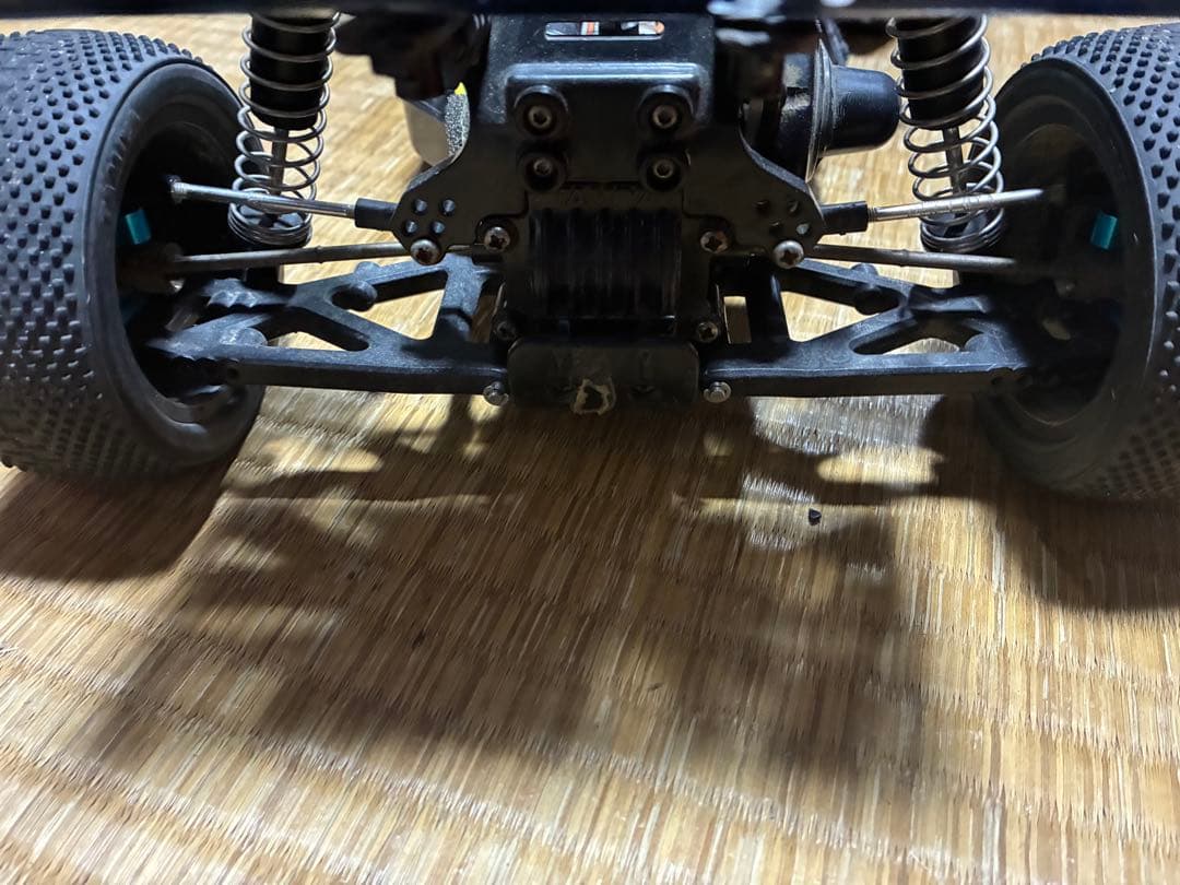 タミヤ DF03 ダークインパクトRCカー
