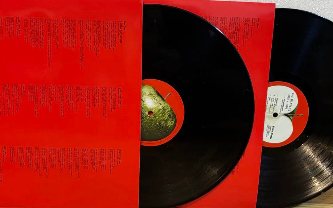 デアゴスティーニBeatlesビートルズレコード2点赤盤青盤DeAGOSTINI