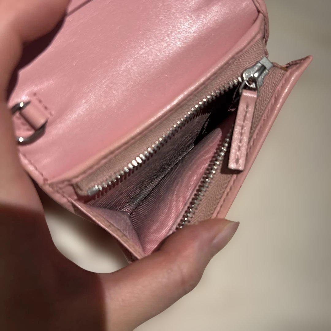 GUCCI 二つ折り財布 ピンク チェビロン
