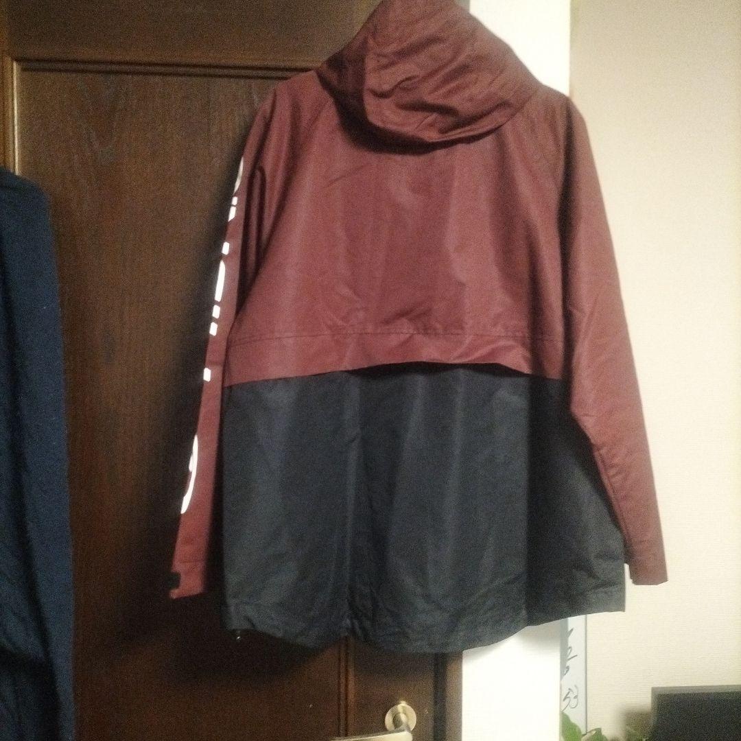 今だから　新品札付　O'Neill フード付きスノーボードウェア　L　バイカラー