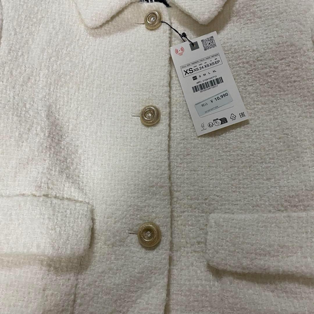 ZARA ブークレショートジャケット　ホワイトショートジャケット　XS
