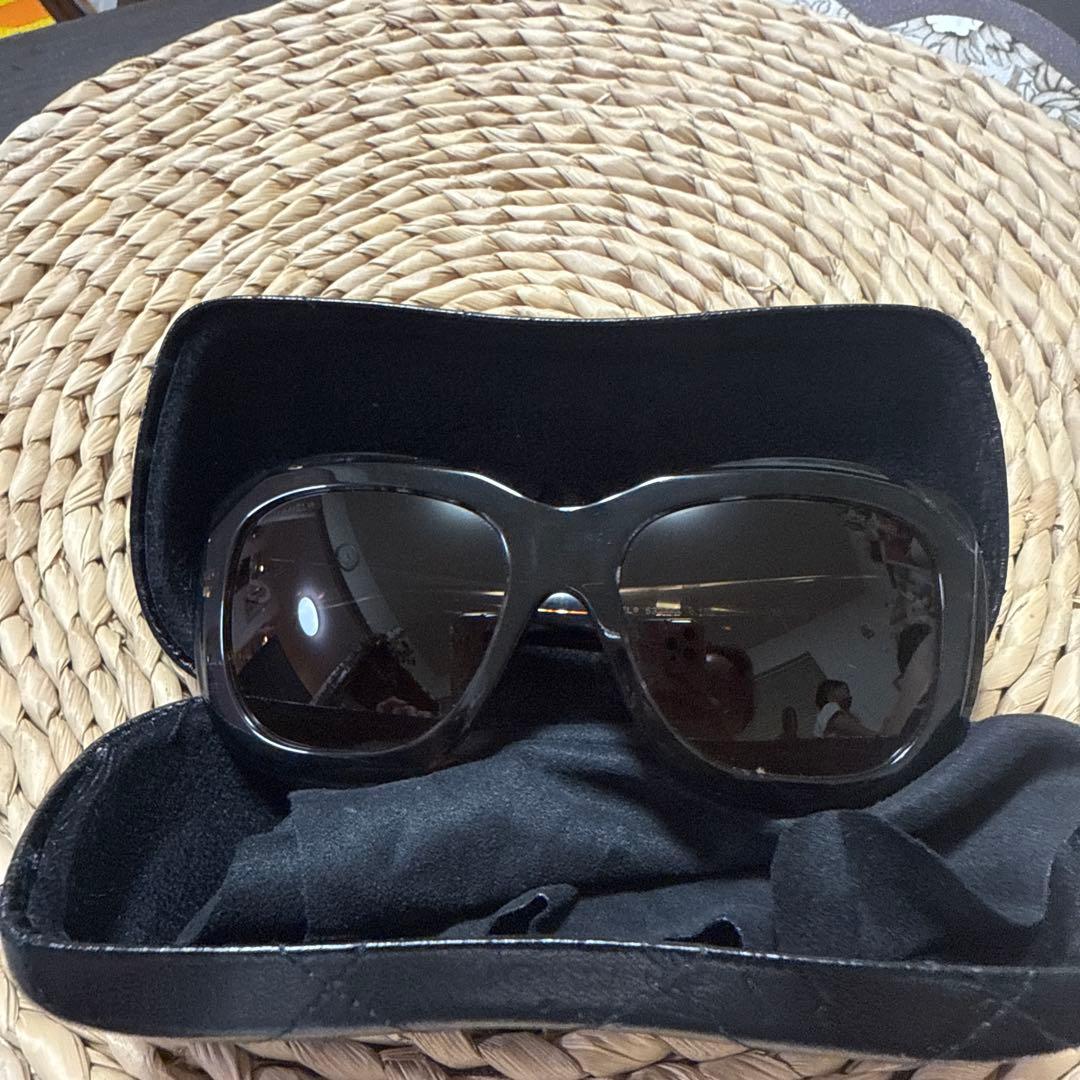CHANEL シャネル