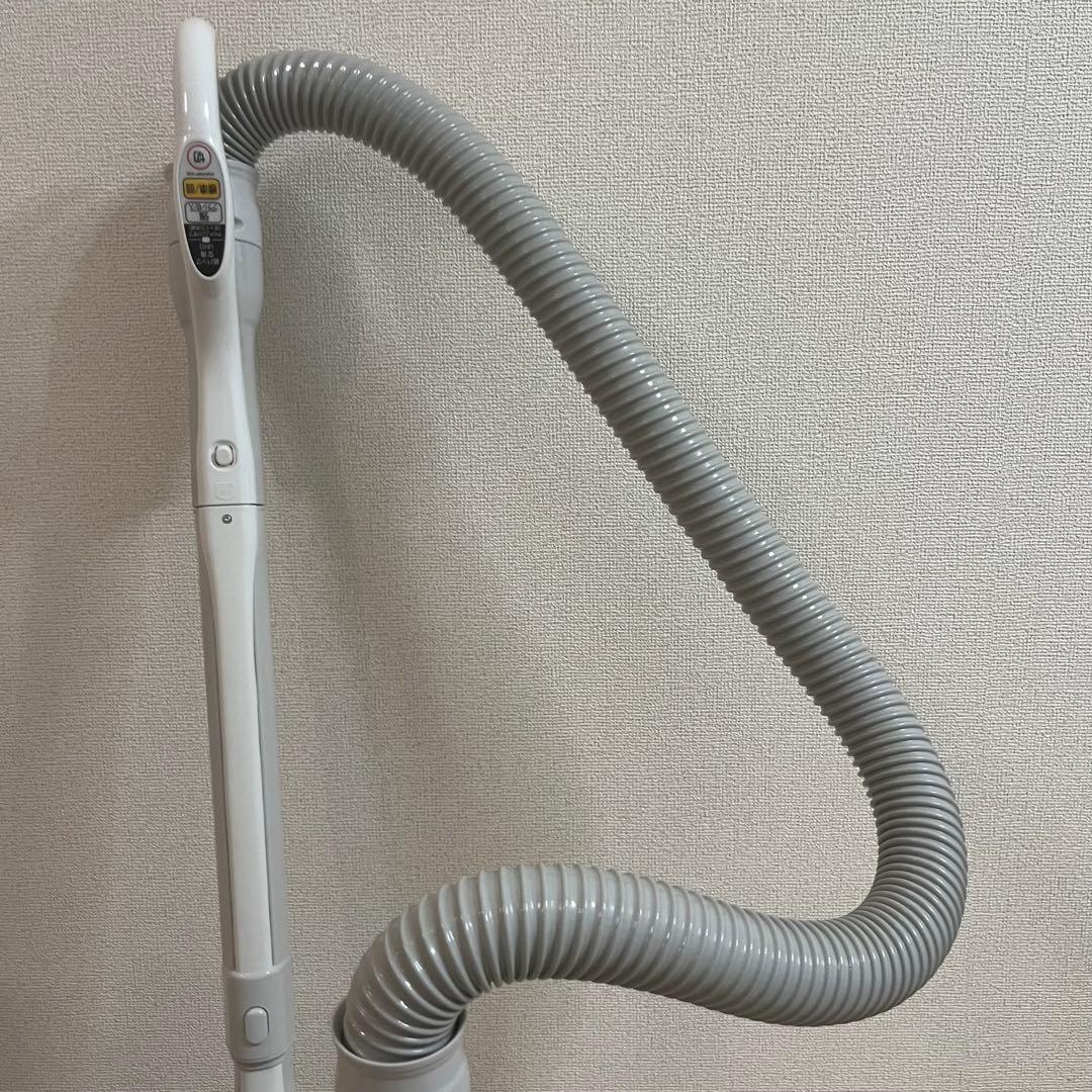 Panasonic パナソニック 掃除機 MC-PJ23G-C 2024年製