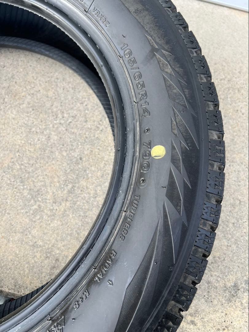 21年　スタッドレス　VRX2 165/65R14 ルーミー