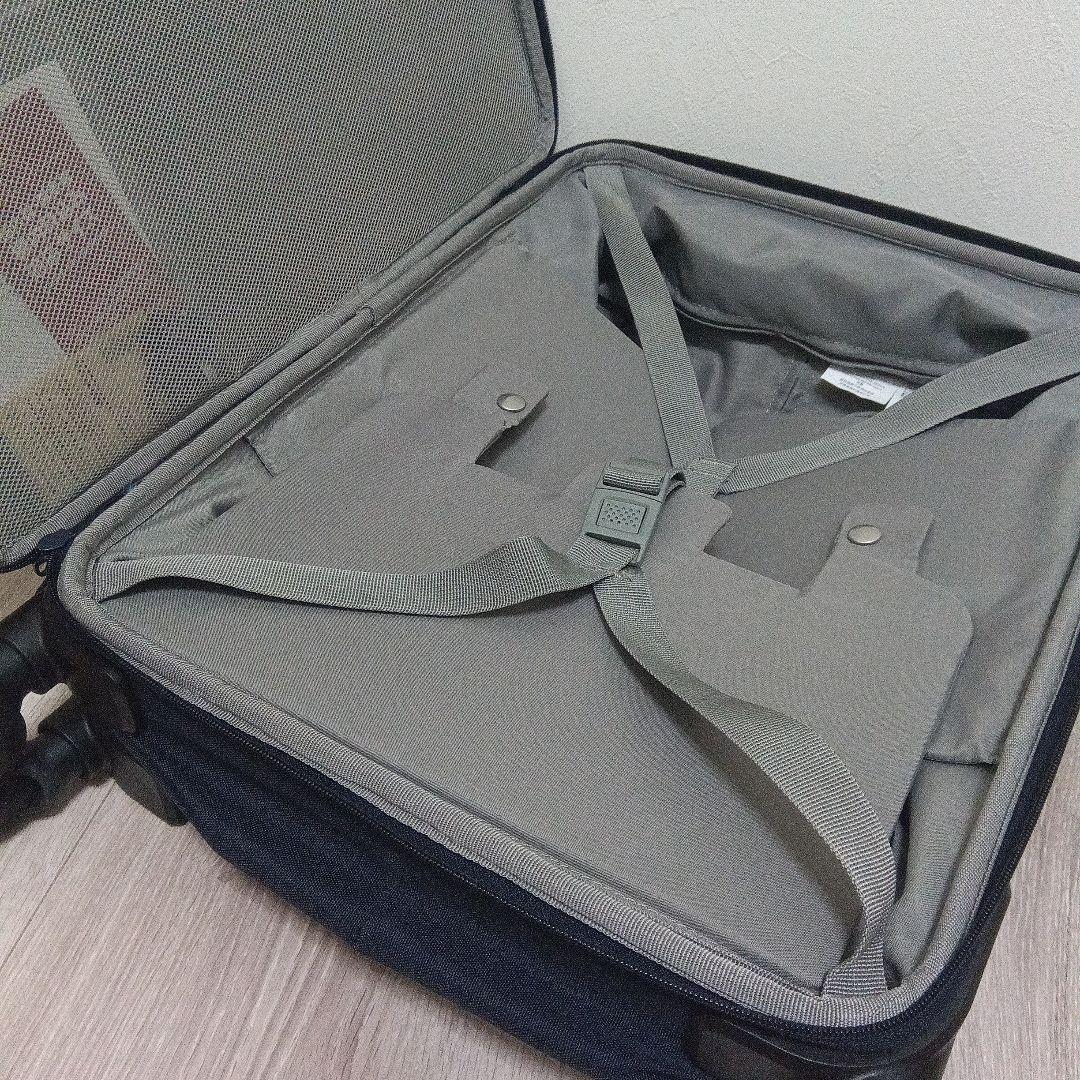 無印良品 MUJI 半分の厚みで収納できるソフトキャリーケース 36L