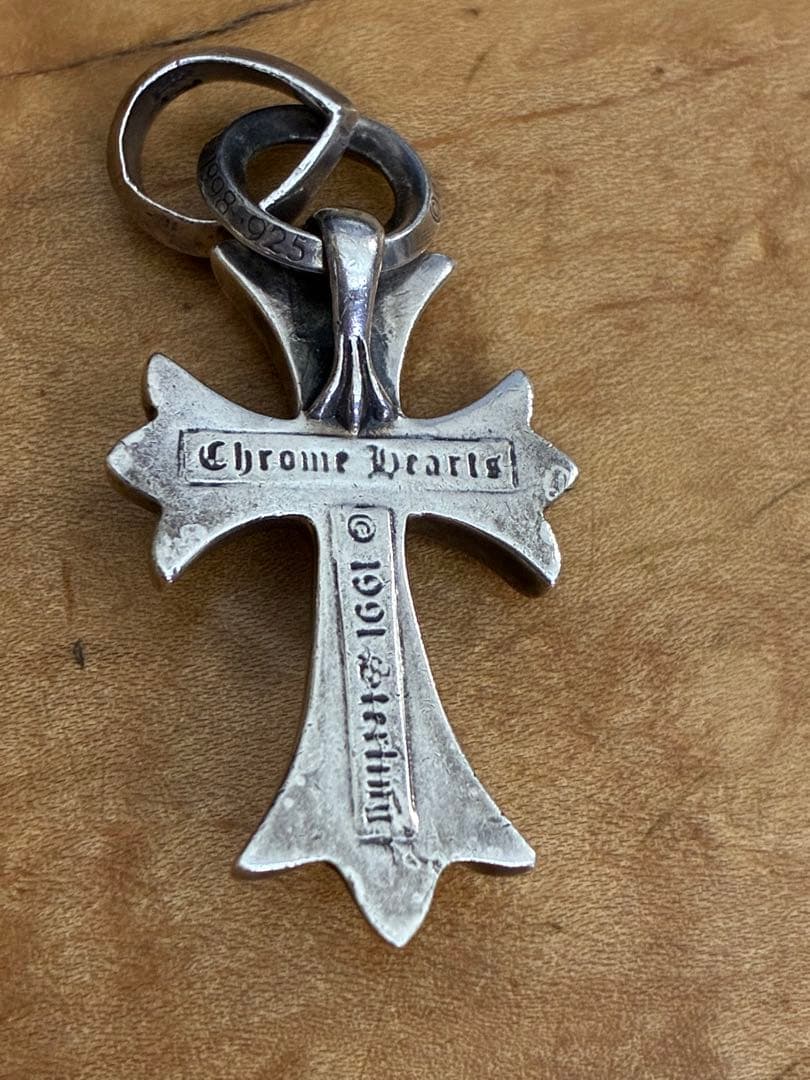 CHROME HEARTS クロムハーツ　スモールCHクロスベイル