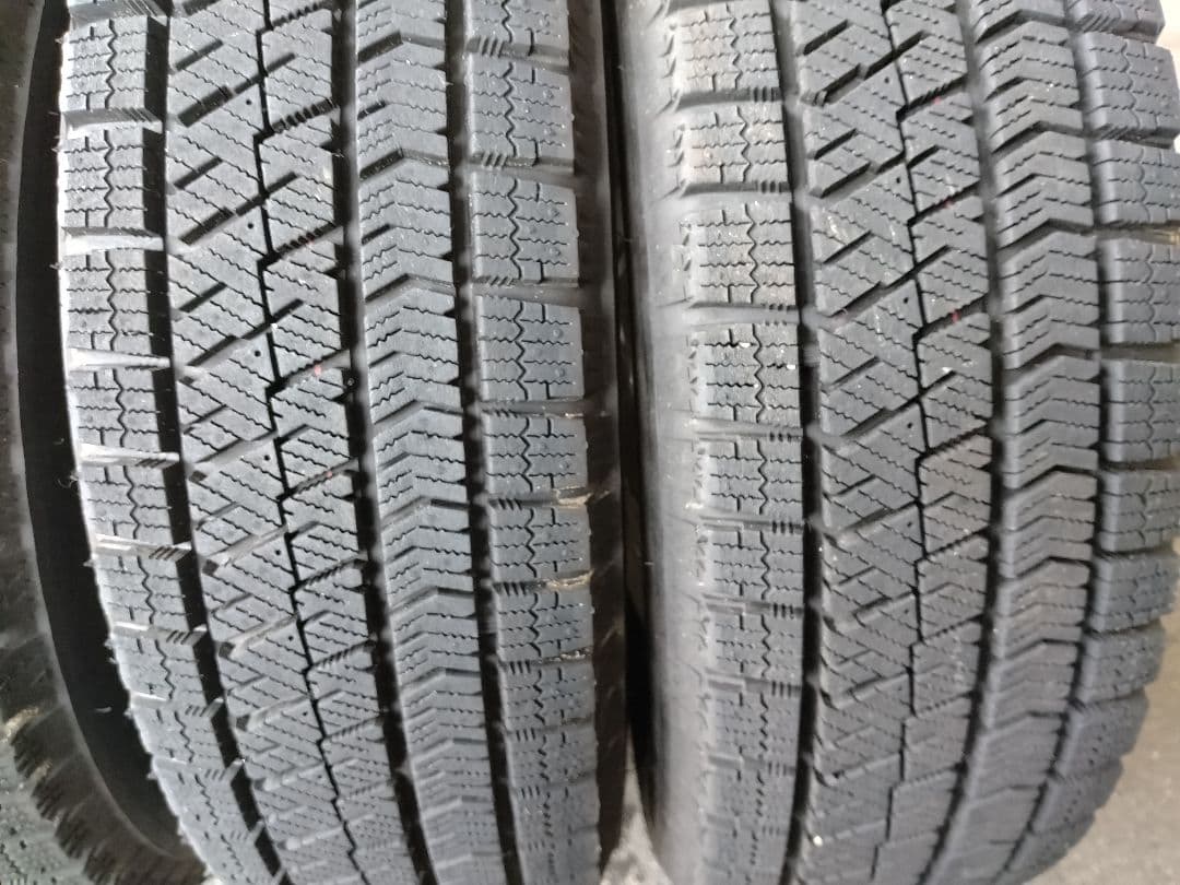ブリヂストン スタッドレスタイヤ 155/65R13 4本セット 23年製