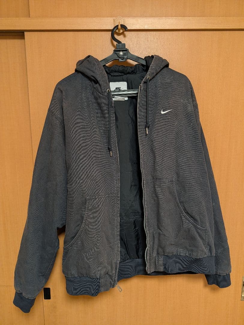 Nikeボンバー ジャケット