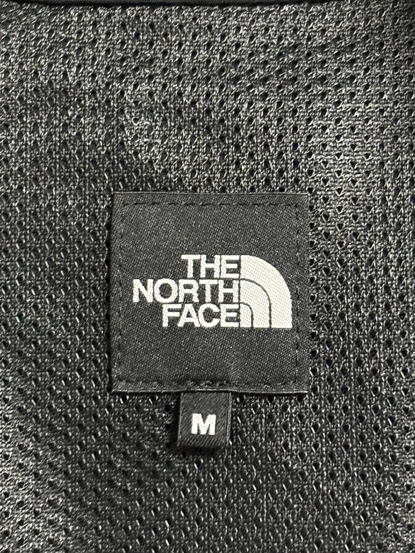 売り切り‼️極美品【THE NORTH FACE】　ベスト　オールブラック