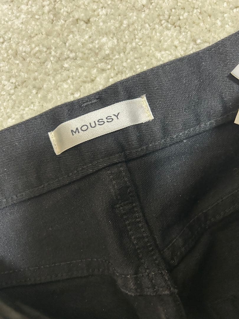 moussy 黒スキニーデニム