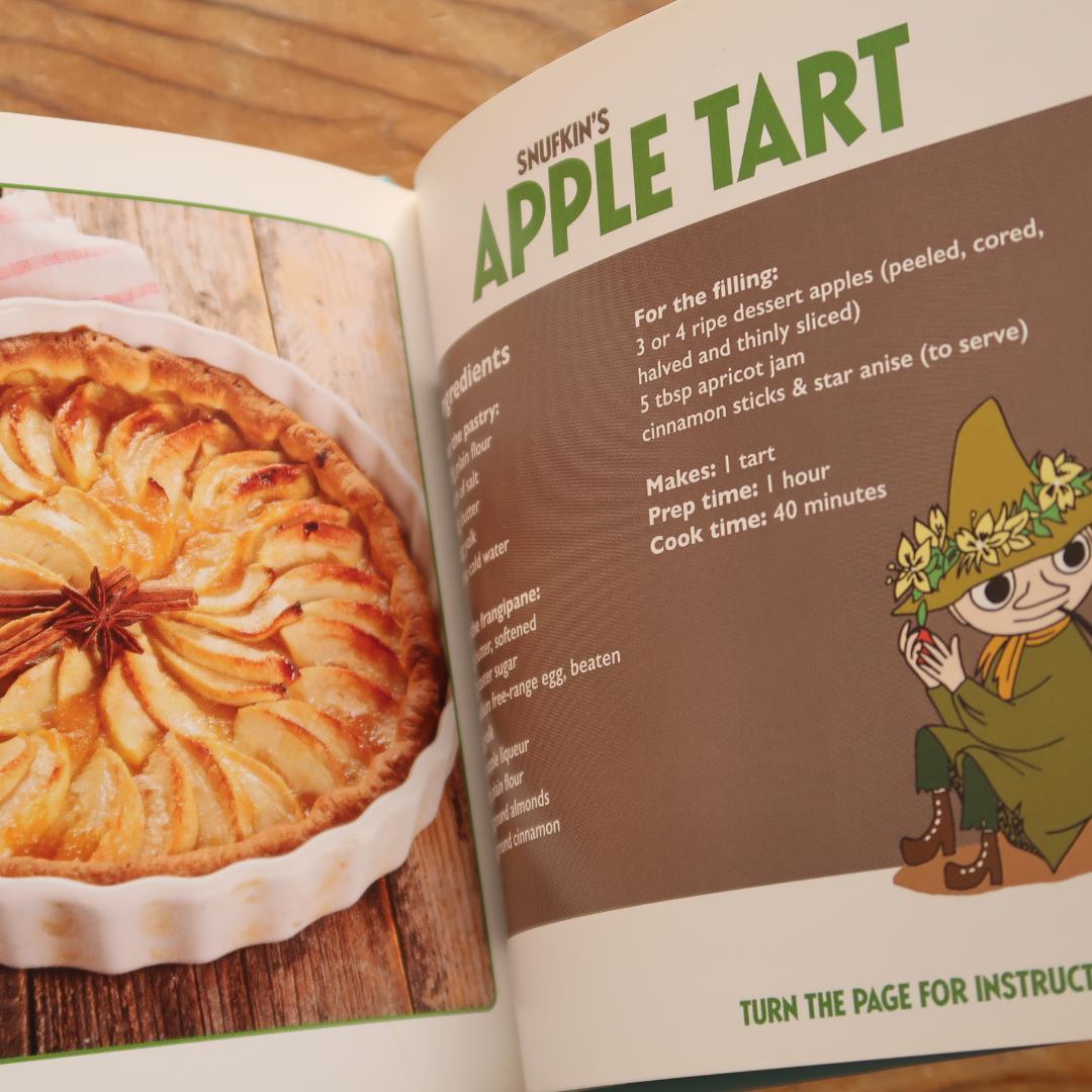 セール！　洋書　Moomin Comfort Food（ムーミン、レシピ本）