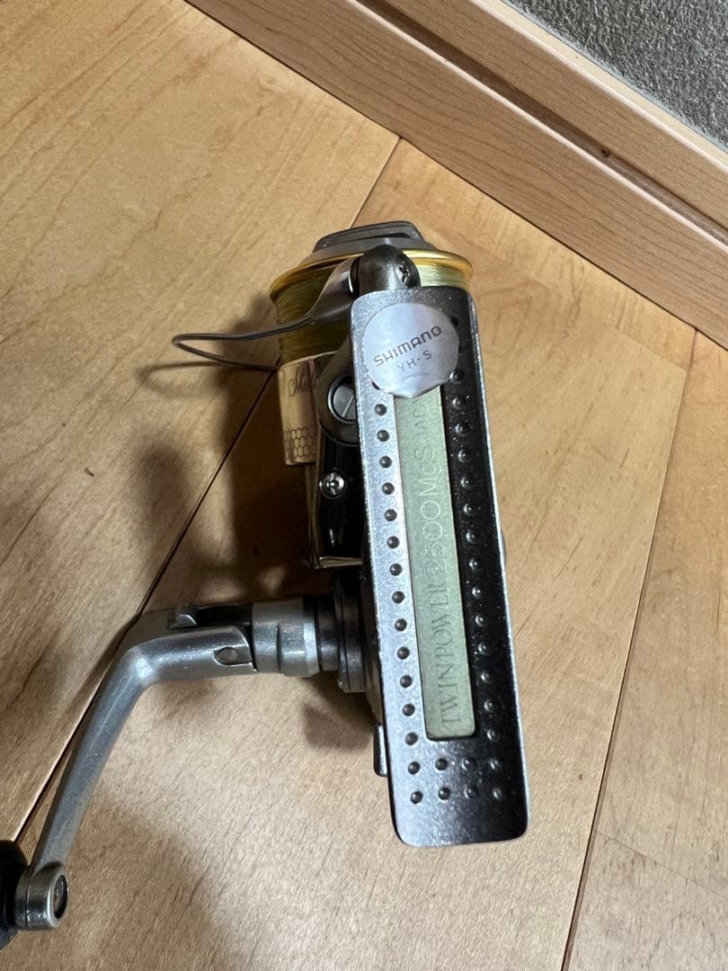 SHIMANO TWIN POWER Mg 2500S スピニングリール