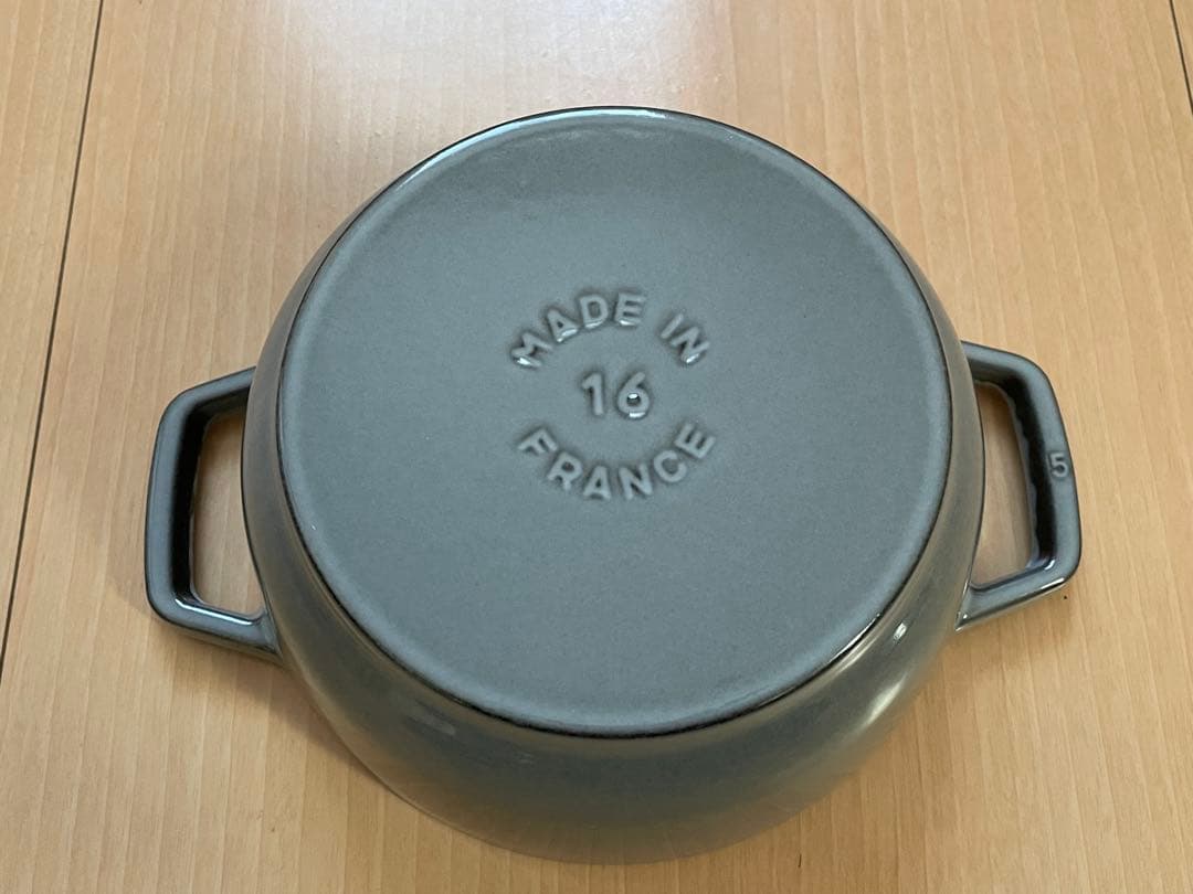 美品シリアルナンバー付　staub ストウブ　ワナベ　S 16cm