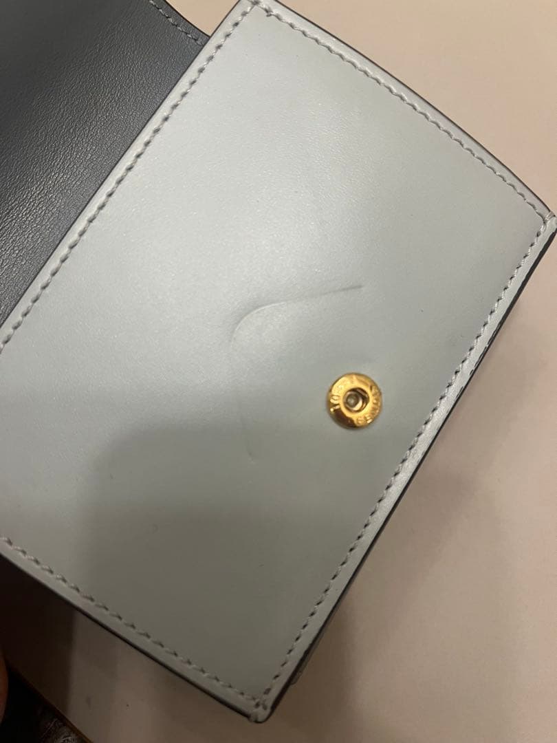 FFダイヤモンド財布　FENDI マーキュリーブルー＆ライトブルー　三つ折り