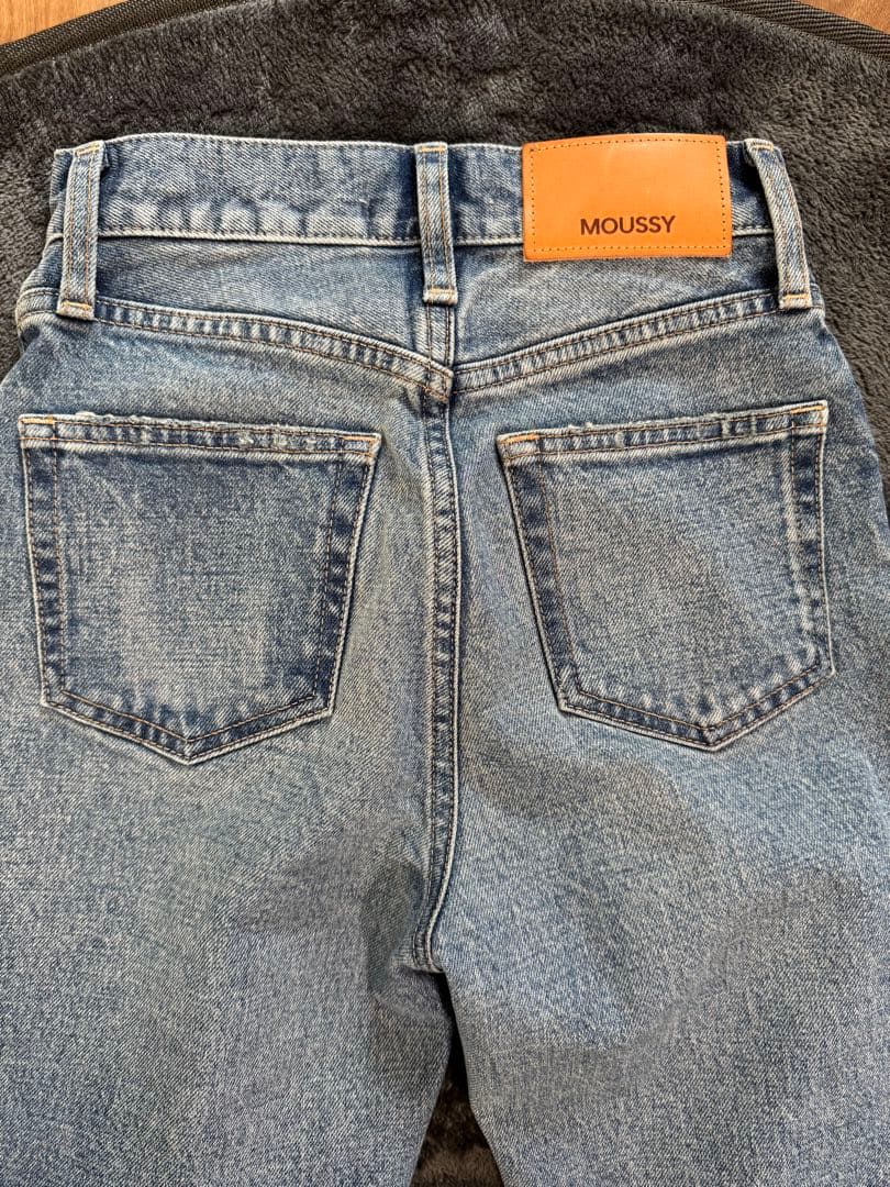 moussy フレアジーンズ 22インチ 未使用に近い