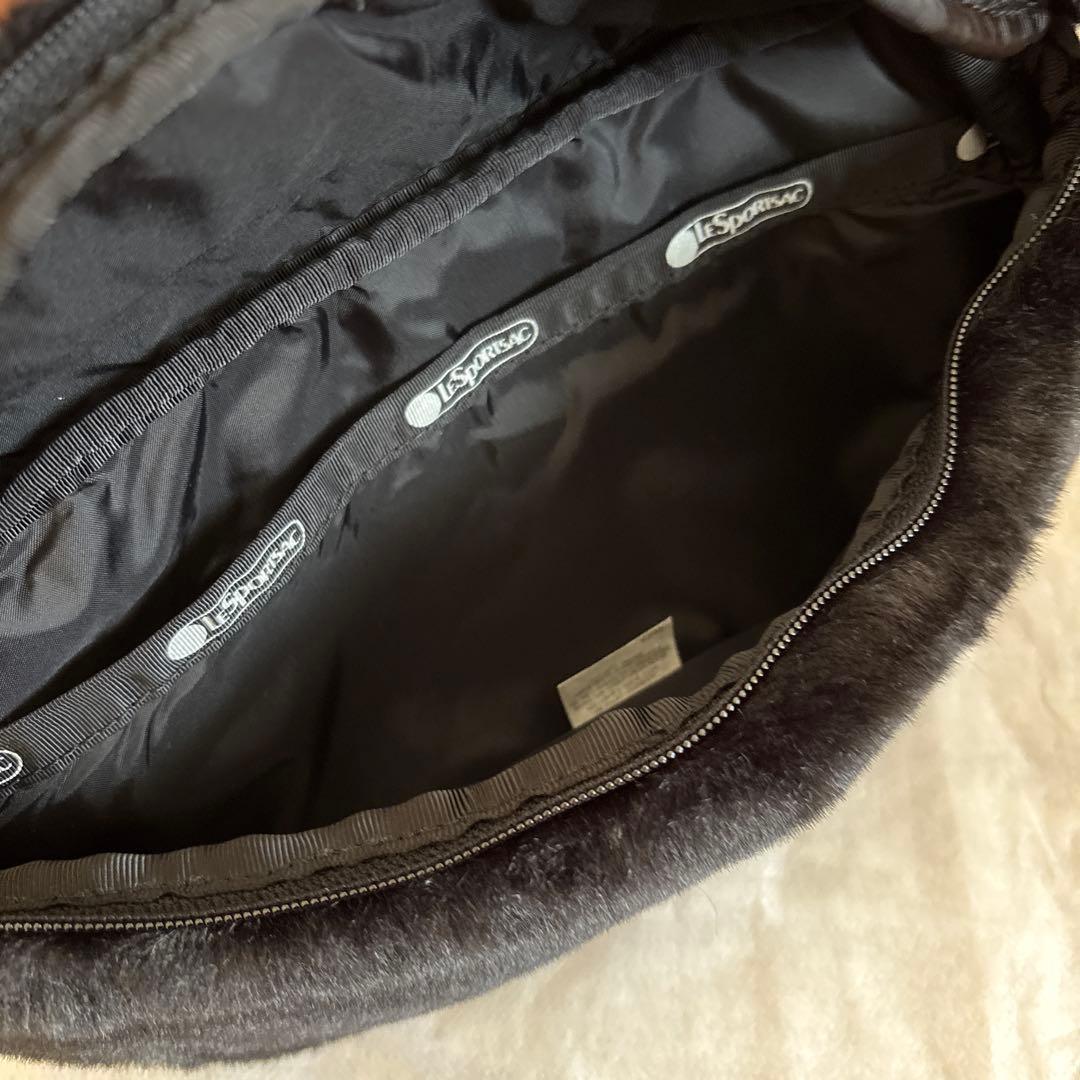 未使用品　LESPORTSAC ブラック　ファー　ボディバッグ　ショルダーバッグ