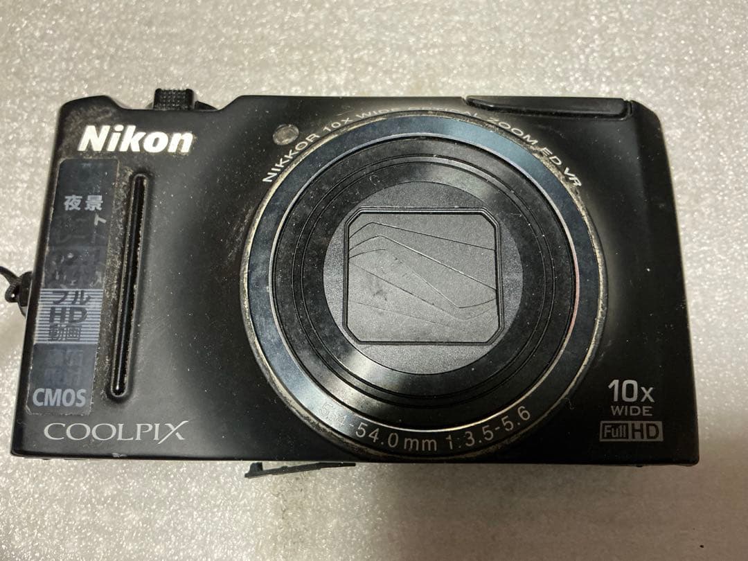 Nikon／COOLPIX S8100【中古品　電池付き】。