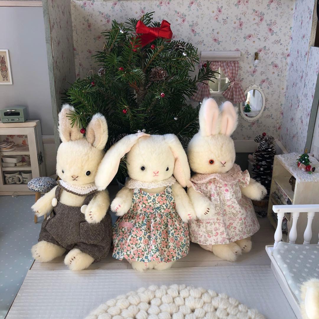 ハンドメイド　ふわふわロップイヤーちゃん　うさぎのぬいぐるみ
