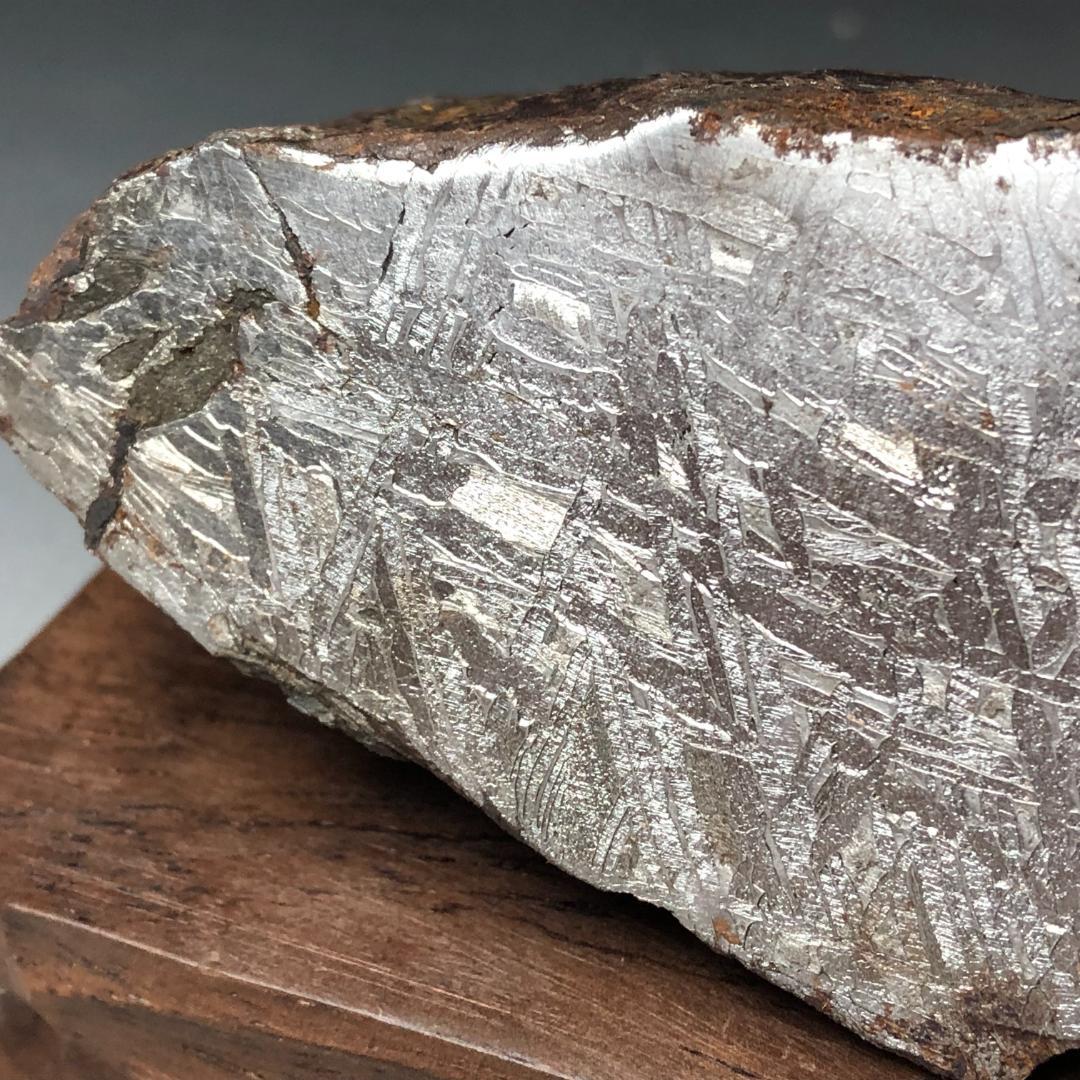 ひ*ち様 アルタイ隕石　隕石 鉄隕石　エンドカット　ナチュラル　重さ約550ｇ