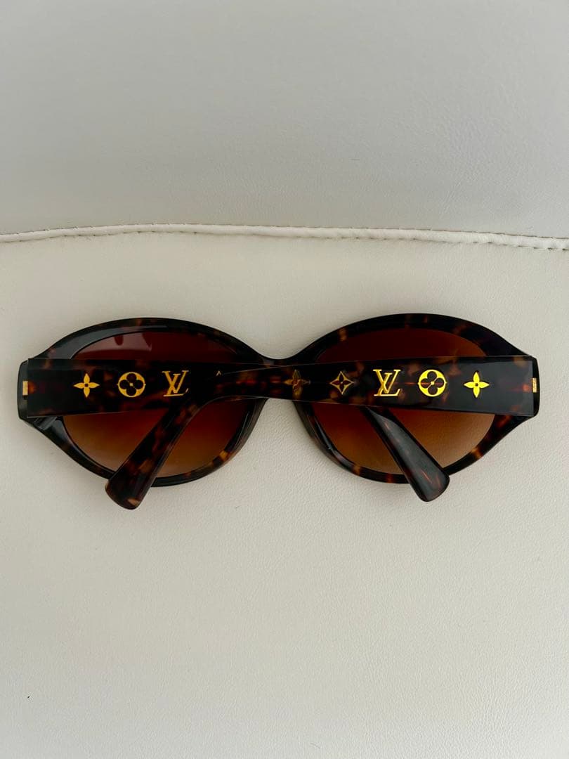 姫ステラ❤︎'' 美品LOUIS VUITTON サングラスモノグラム