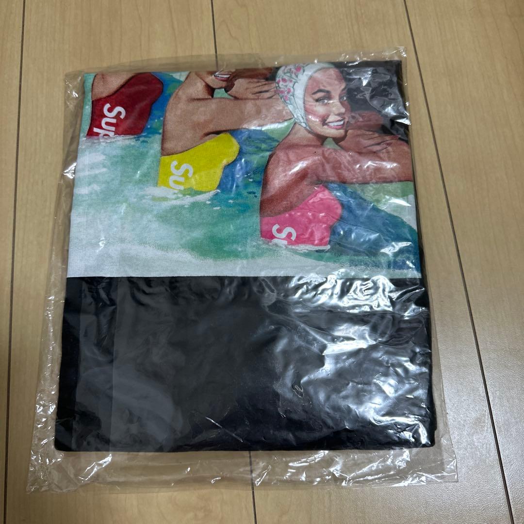 nbn：Supreme Swimmers Teeの黒色Tシャツ Mサイズ