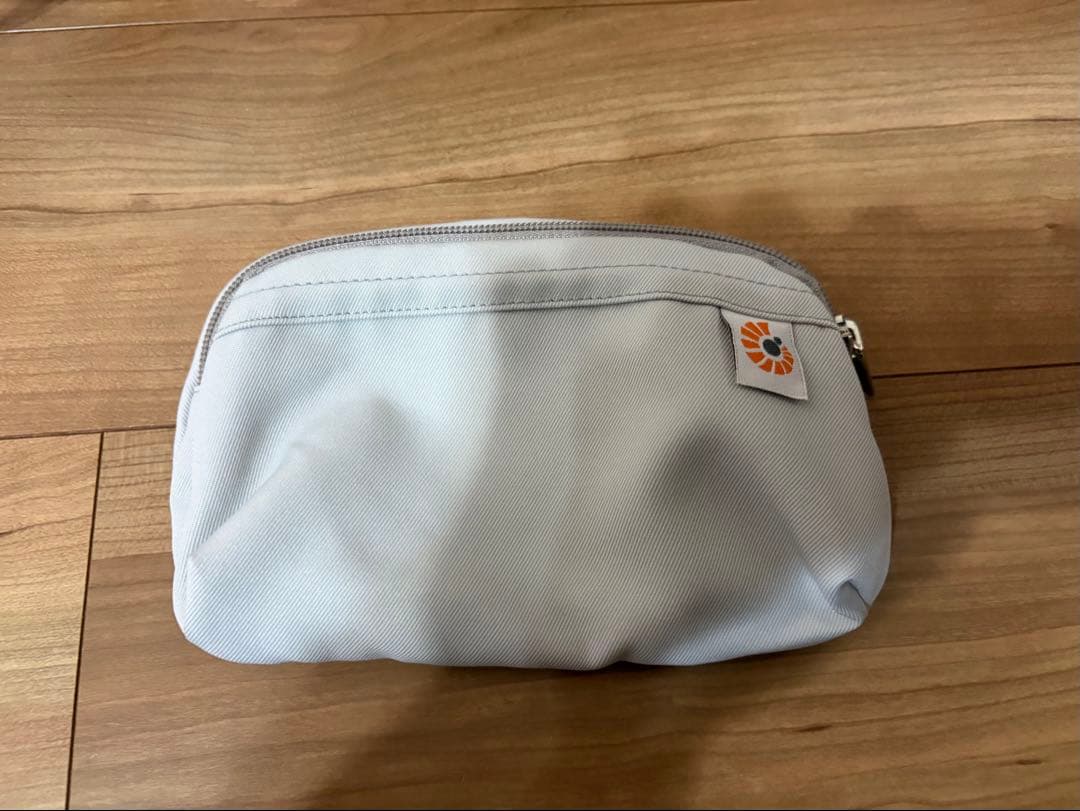 グレー系ドット柄抱っこ紐・おんぶ紐　ERGObaby 正規品
