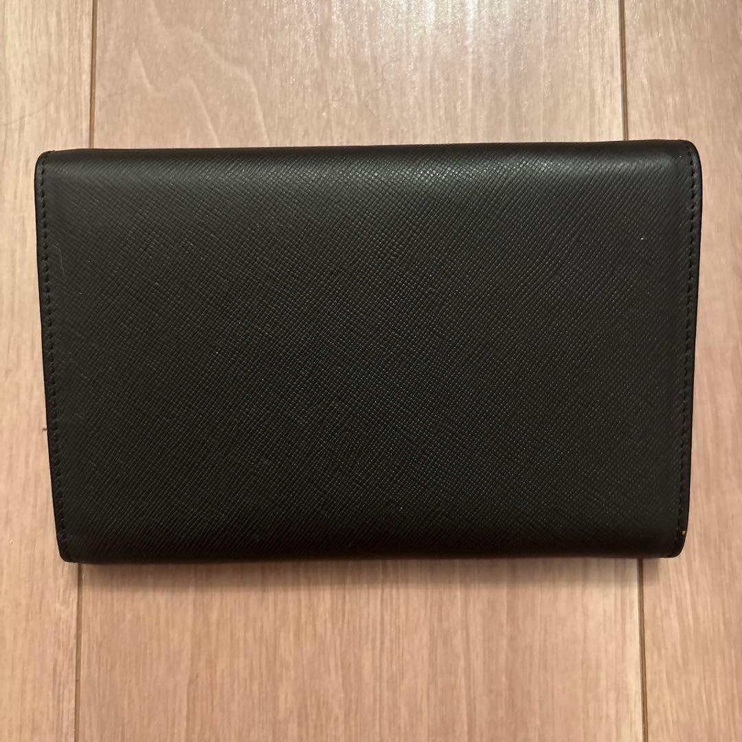 PRADA ブラック 財布
