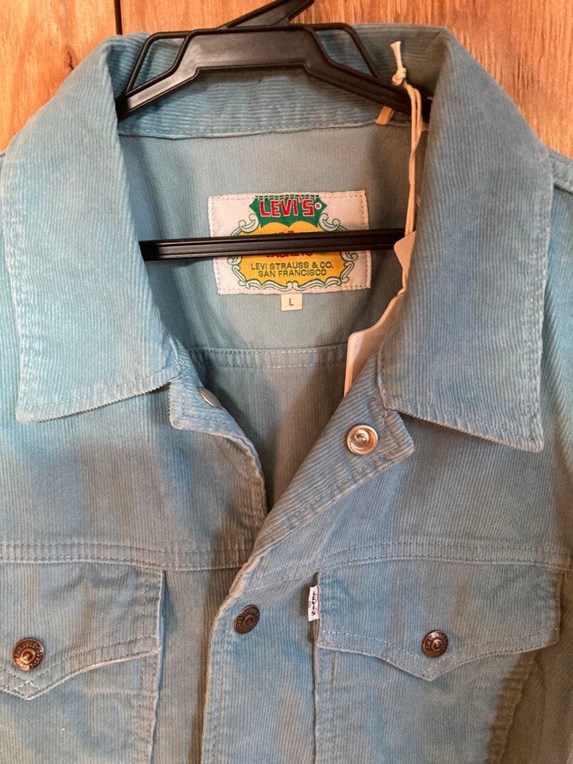 BIDBUYLevi’s SLIM FIT 新品未使用