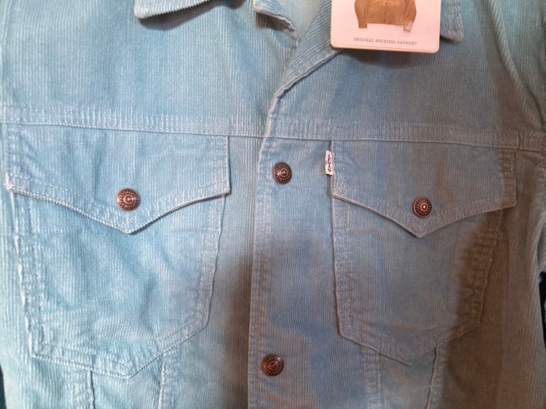 BIDBUYLevi’s SLIM FIT 新品未使用