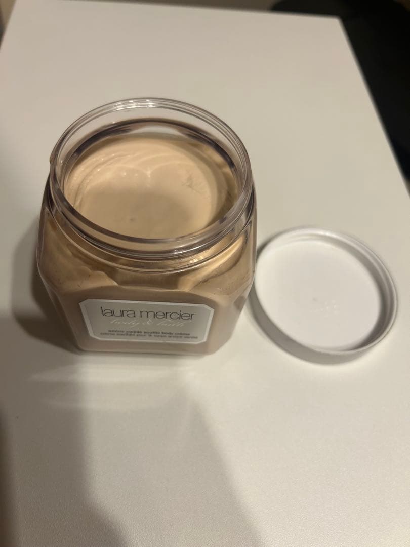LAURA MERCIER アンバーバニラ ボディクリーム300g