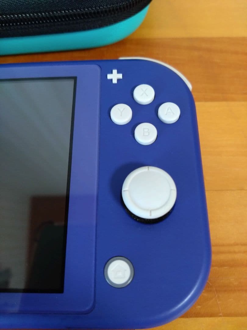スイッチライト　青 充電器・ケース付　初期化済 使用少ない美品です！