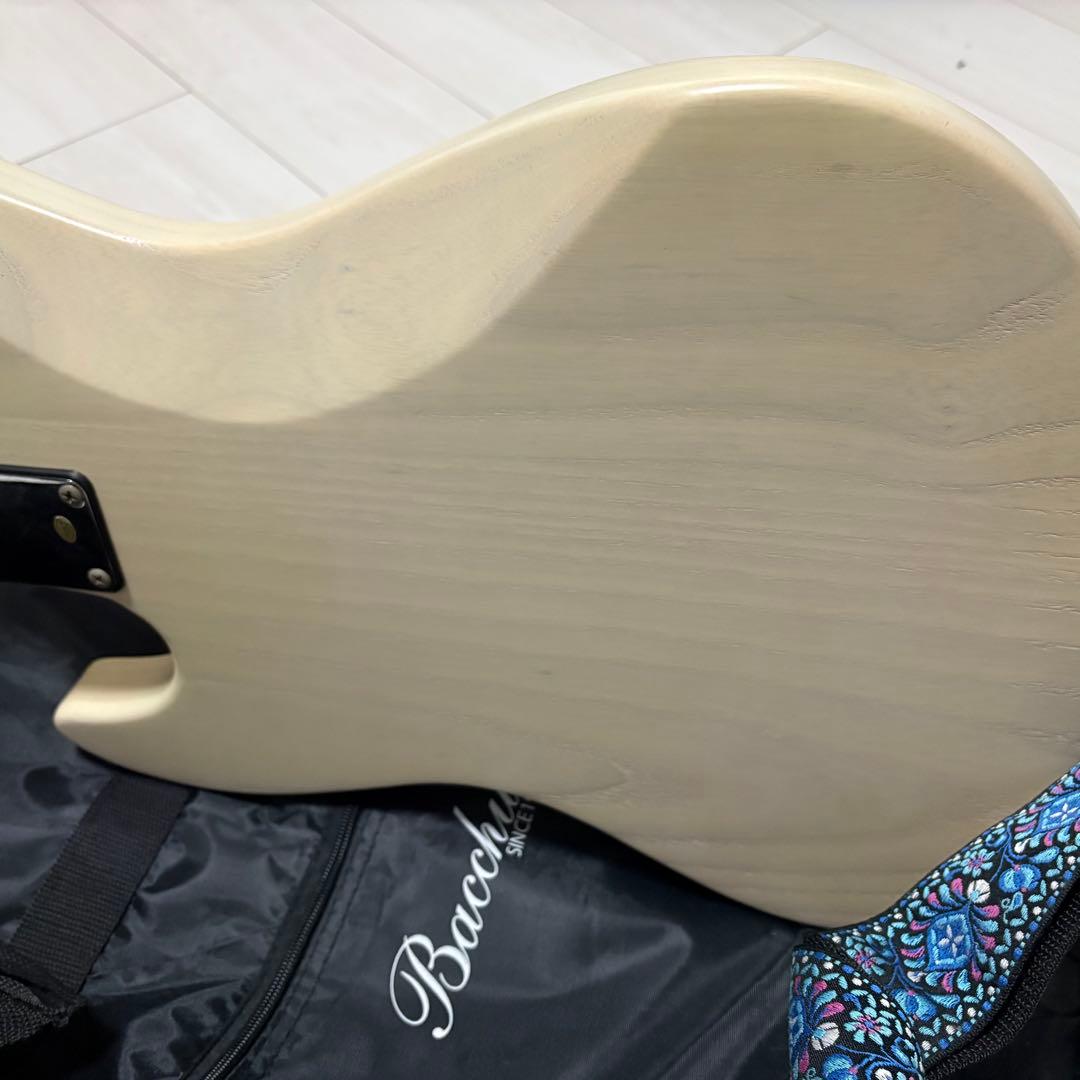 Bacchus ベース　WJB-500R-ASH WH-SM