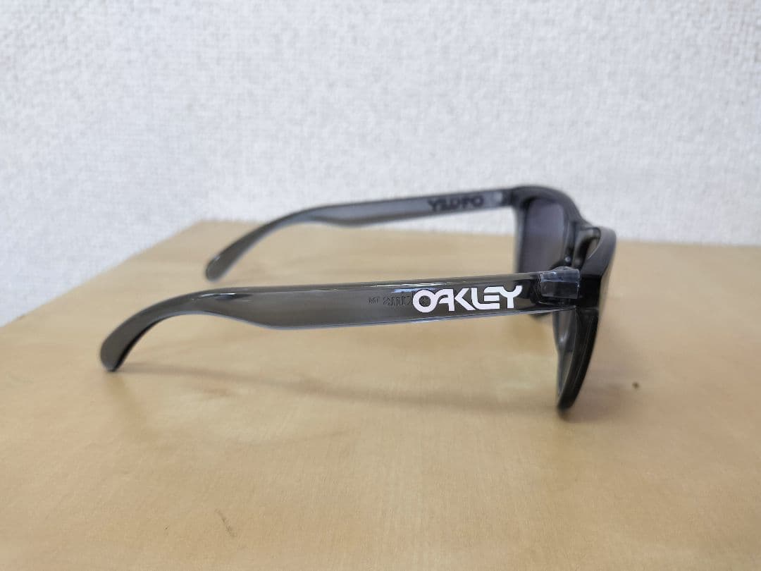 超美品 OAKLEY FROGSKINS