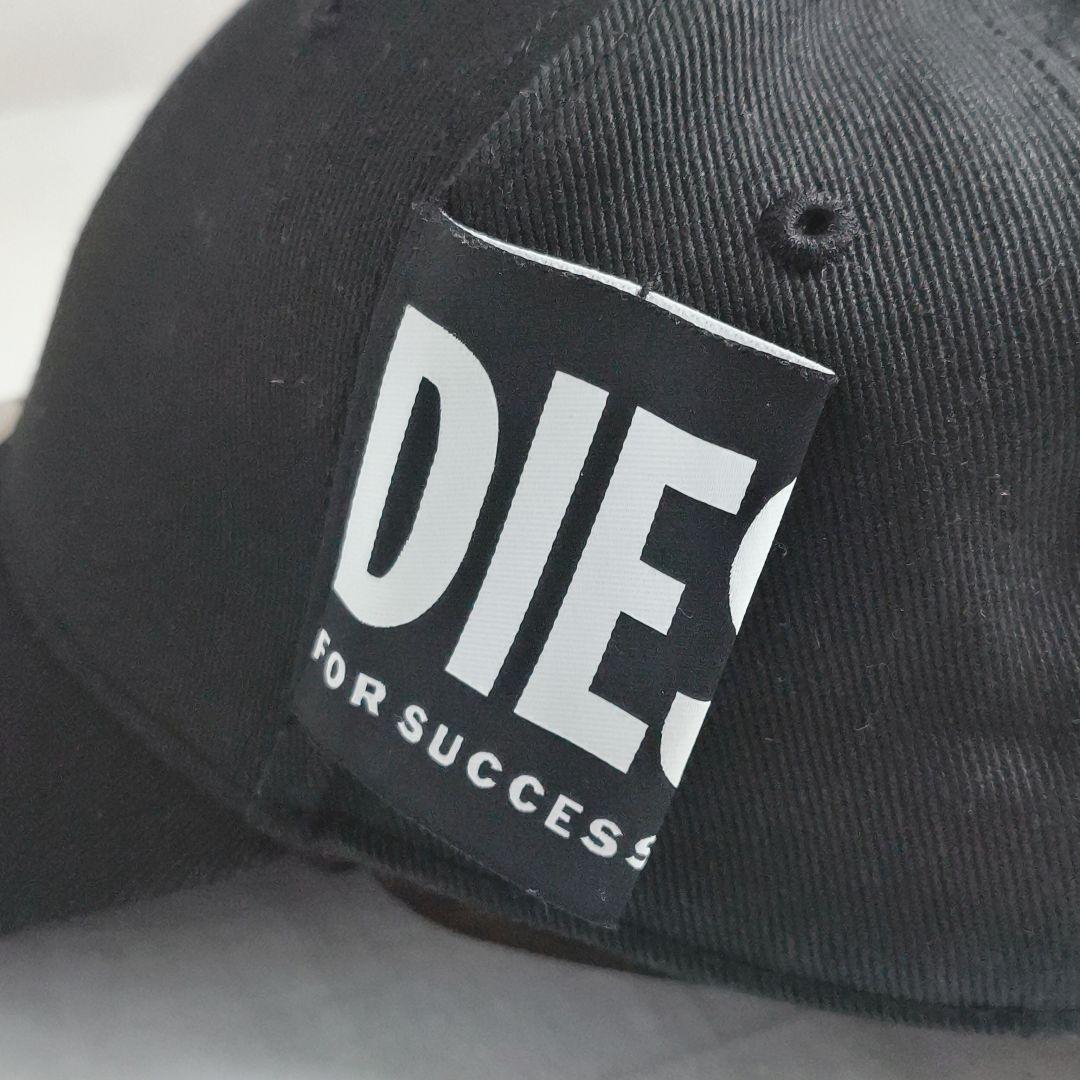 未使用級美品✨️　DIESEL　ディーゼル　ハトメ　キャップ　黒