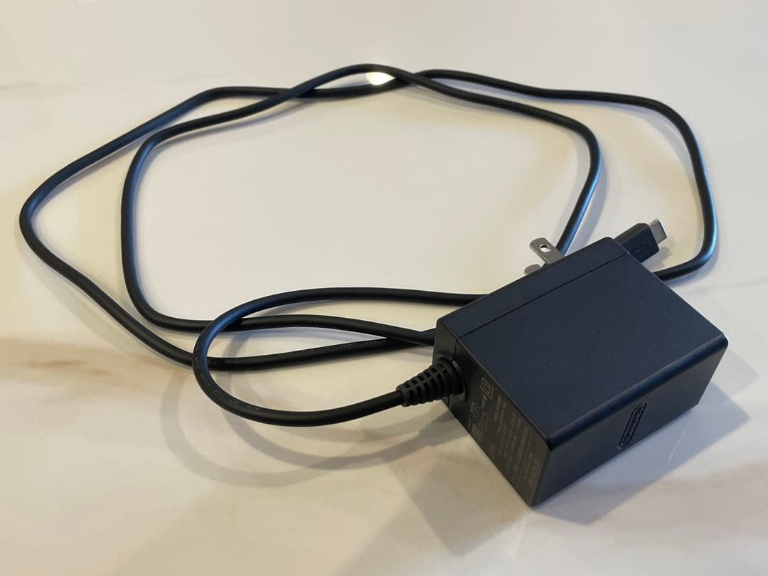 【美品・新モデル】Nintendo Switch グレー 付属品付きSDカード