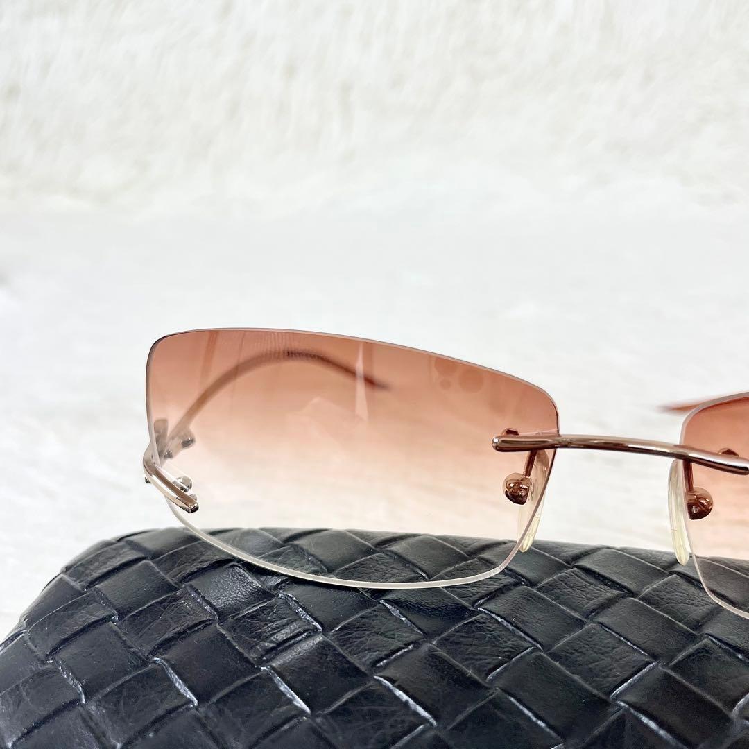 美品　LOEWE　サングラス　SLW123S　ブラウンレンズ　シルバーフレーム