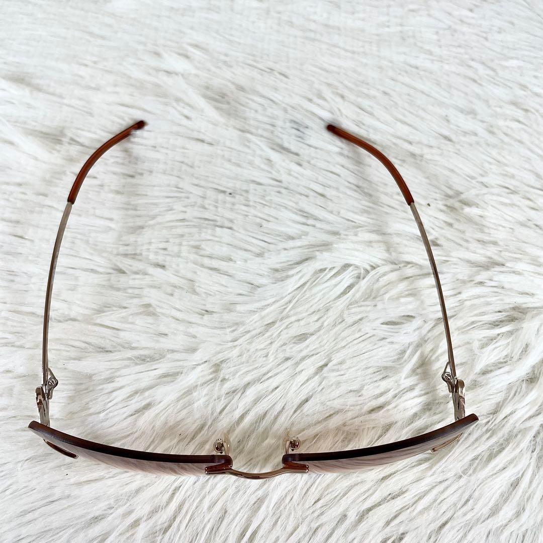 美品　LOEWE　サングラス　SLW123S　ブラウンレンズ　シルバーフレーム