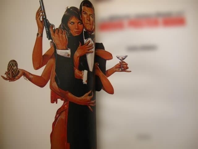 洋書 Official James Bond 007 Movie Poster