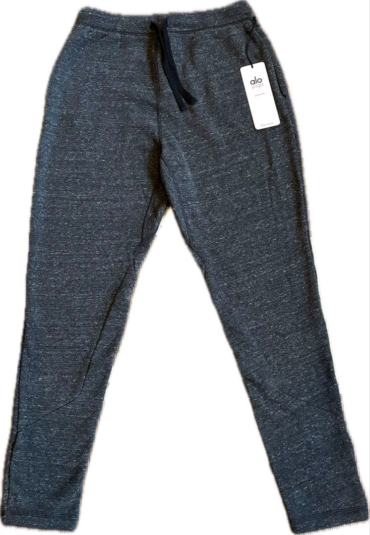 【新品】alo yoga グレー ヨガパンツ