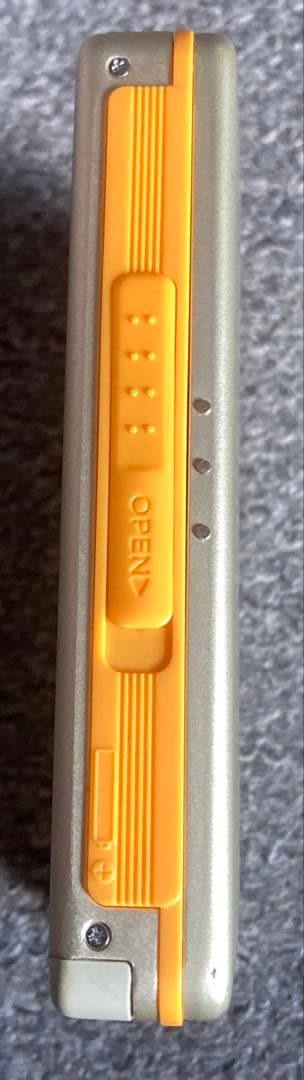 ジャンク品 SONY カセットウォークマン WM-EX621