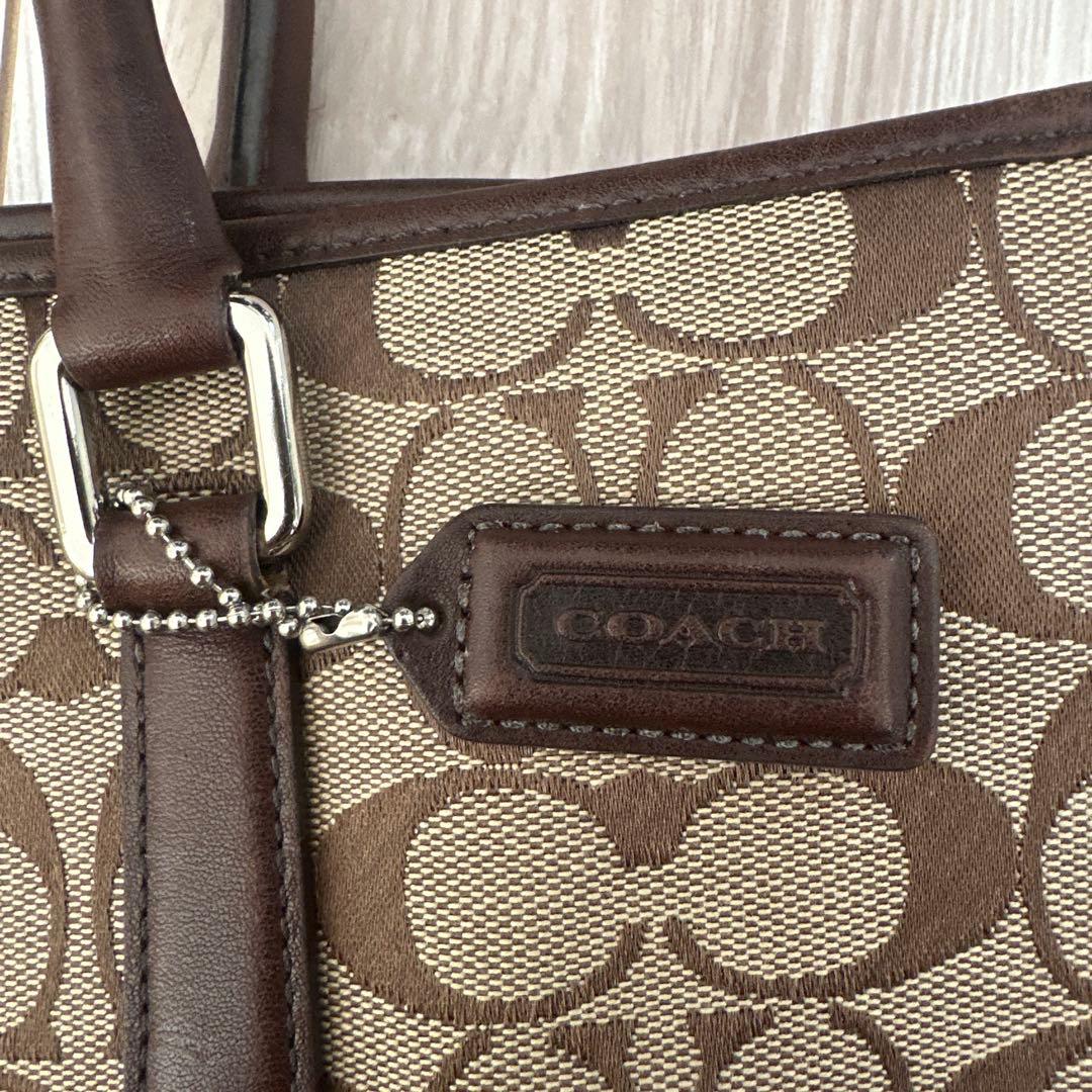 COACH ハンドバッグ （COACHの袋付き）