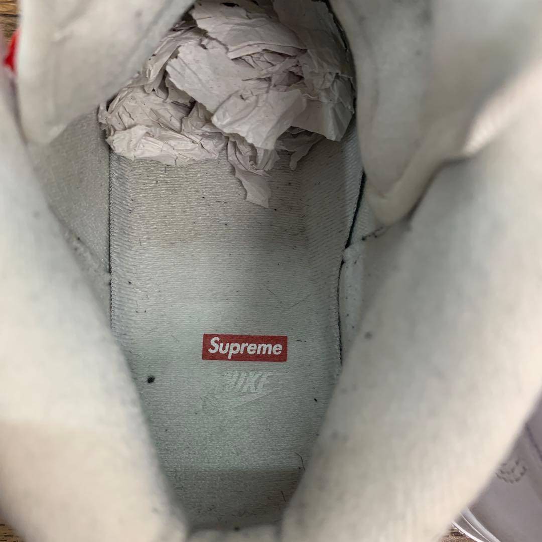 中古 Supreme × Nike Air Force 1 Mid