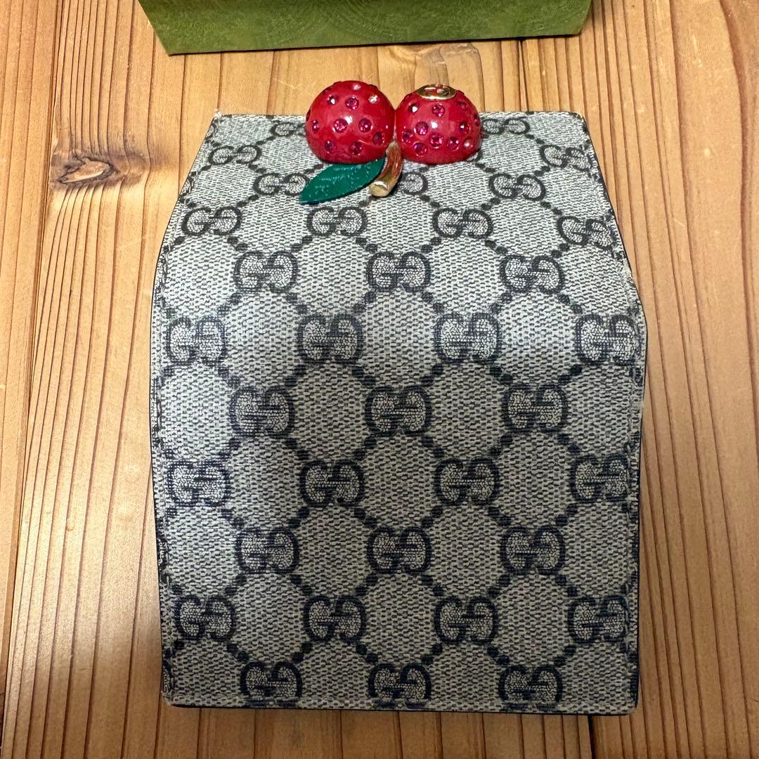GUCCI チェリー付き GGスプリーム 財布