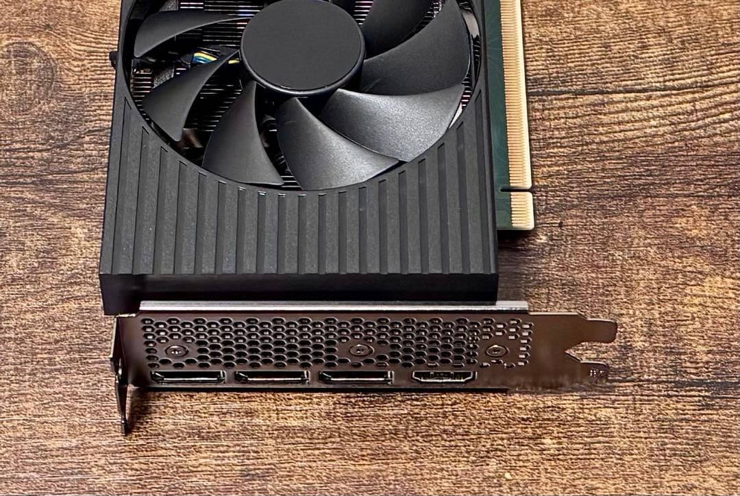 NVIDIA GeForce RTX 3090 グラフィックカード